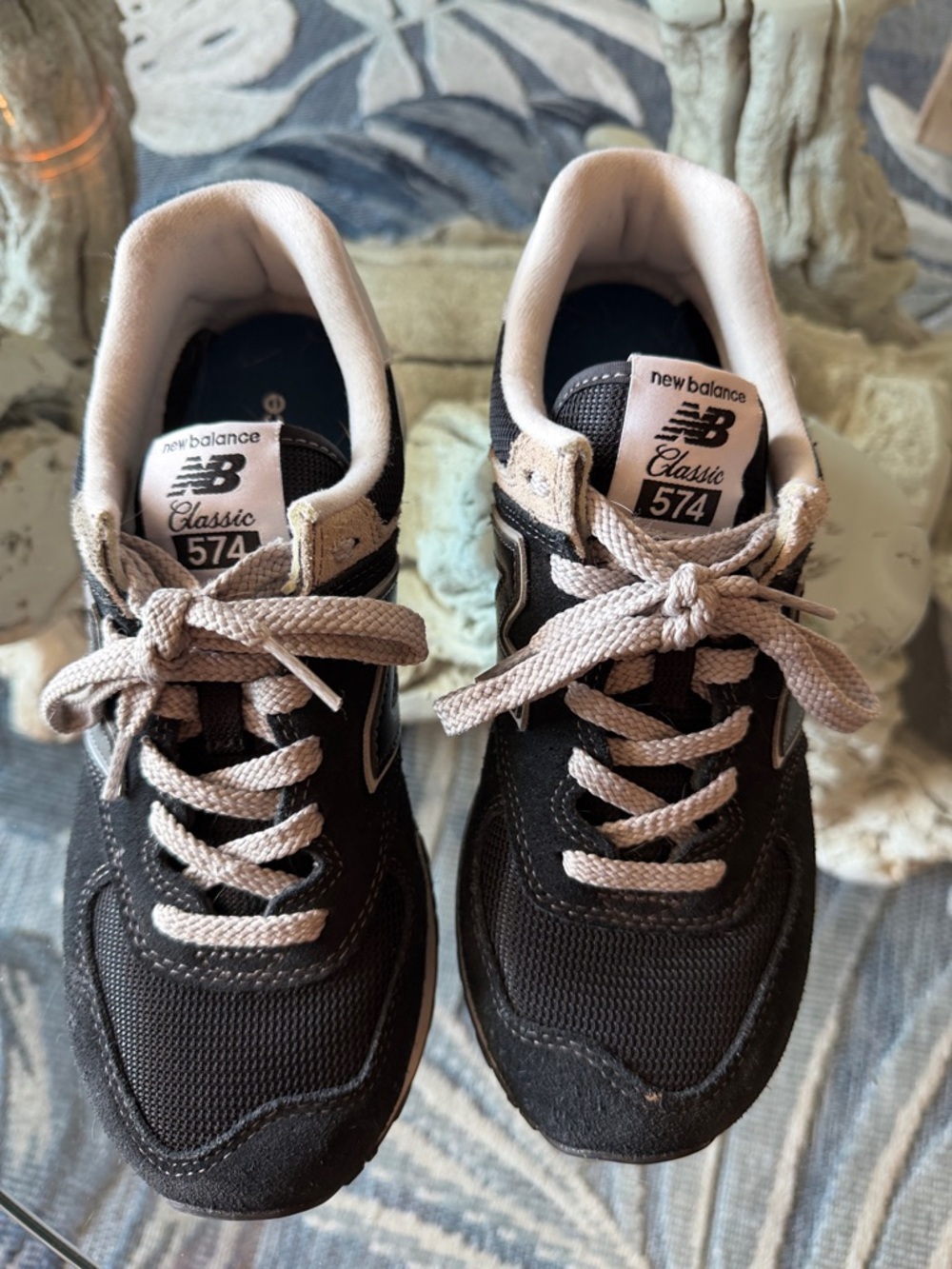 New Balance Classic 574 Sneakers - Black & Light Gray